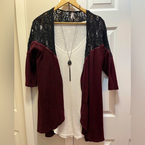 Burgundy/Black Lace Cardigan - Picture 3 of 5